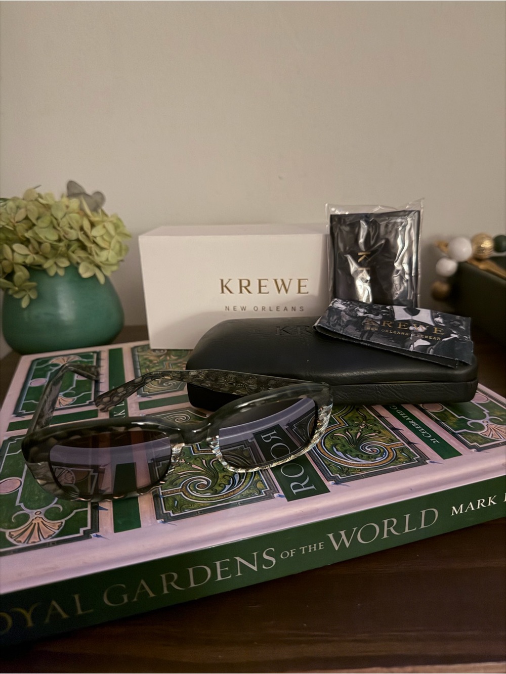 KREWE Milan Mirrored Sunglasses in Como Never worn, great condition OG packaging